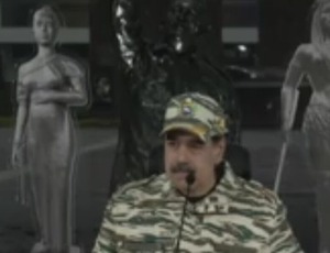 Maduro convoca até civis para aprenderem a atirar contra os EUA