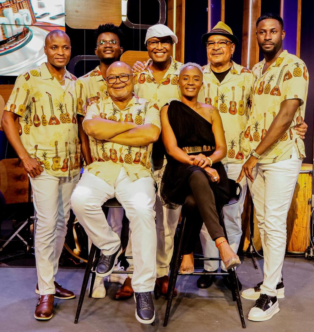 Ricardo Vilas realiza o lançamento de  seu novo álbum “Vilas Maravilha”, em parceria com a Banda Maravilha, no Espaço Cultural de Angola, no Rio de Janeiro.