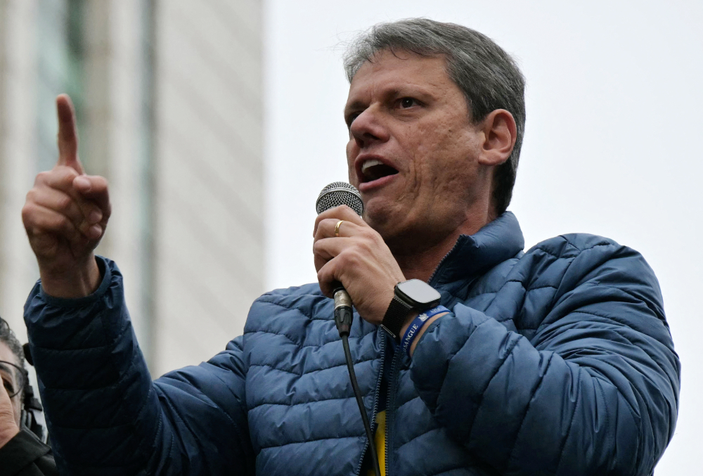 Tarcísio de Freitas enfrenta obstáculos no Congresso para destravar projeto de anistia ligada aos atos de 8 de janeiro