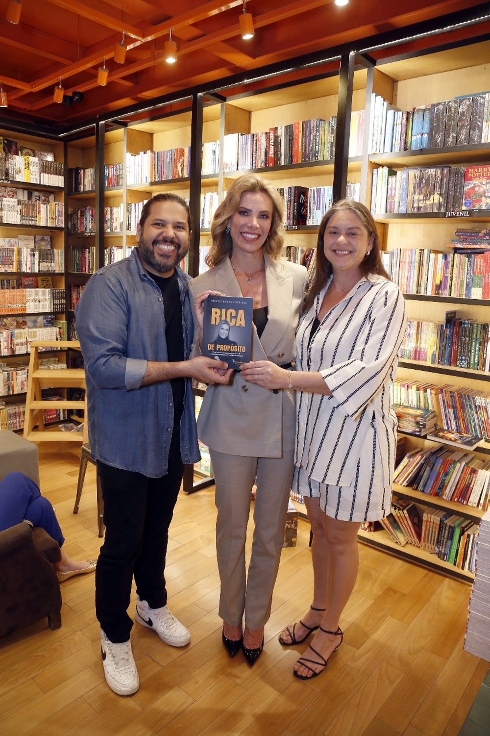 Michele Bouvier Sollack lança Rica de Propósito em São Paulo e reúne personalidades do mundo empresarial, esportivo e da moda