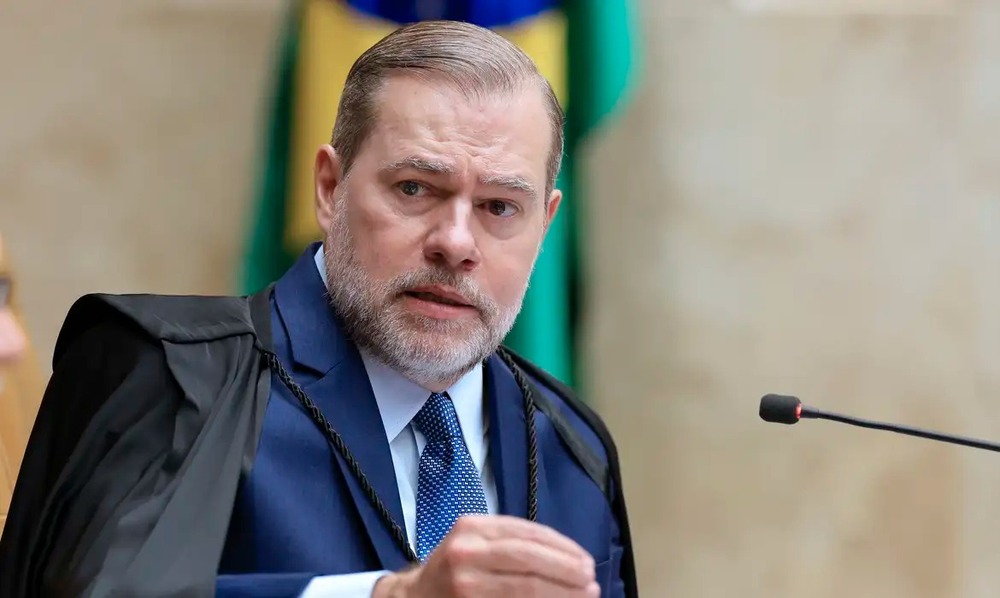 Toffoli dá dez dias para Câmara se manifestar sobre PEC da Blindagem no mandado de segurança protocolado pelo deputado federal Kim Kataguiri (União-SP)