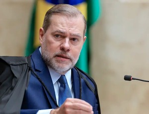 Toffoli dá dez dias para Câmara se manifestar sobre PEC da Blindagem no mandado de segurança protocolado pelo deputado federal Kim Kataguiri (União-SP)
