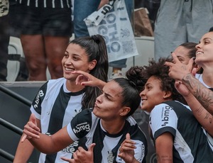Corinthians vence Juventude com autoridade e avança às quartas da Copa do Brasil