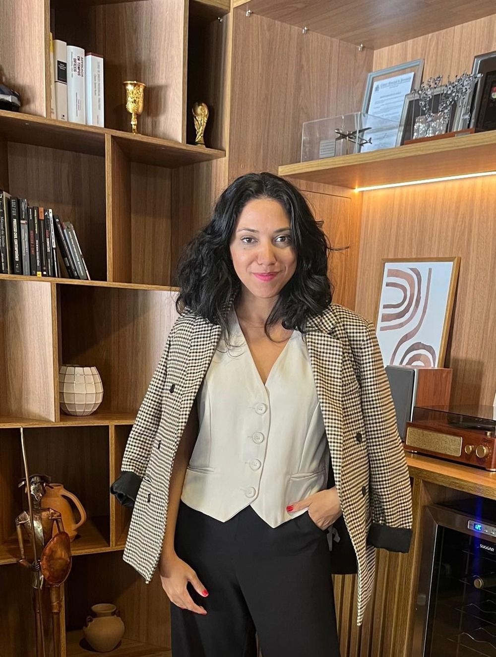 Democracia: um substantivo feminino, marcada por um voto decisivo feminino