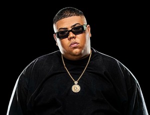 Com parcerias de peso, Mc GP apresenta single 'Modo Vagabundo'