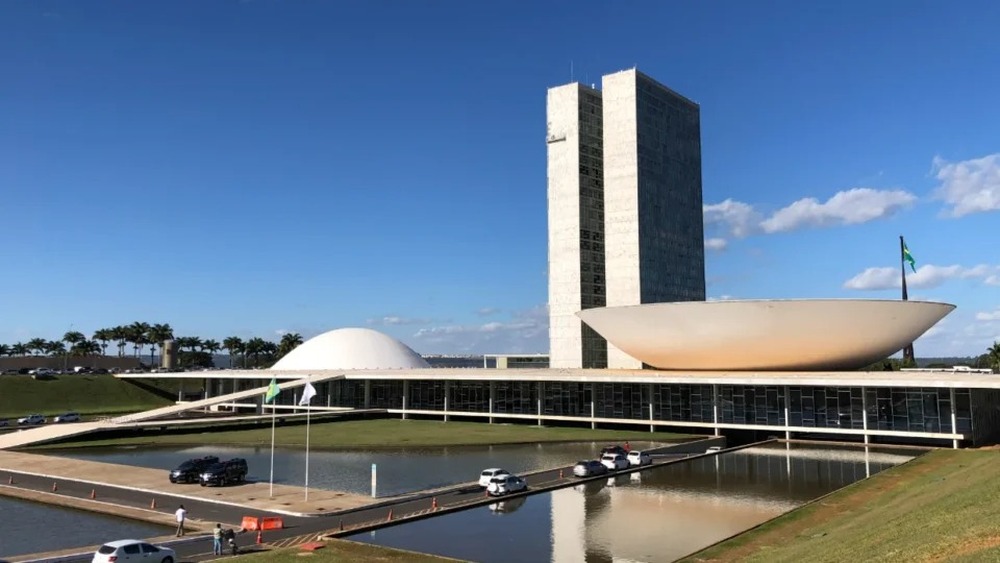 Justiça confirma: corretor de imóveis tem direito à comissão mesmo se o cliente desistir do negócio; decisão reforça proteção à categoria e gera alerta no mercado