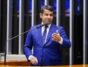 Dr. Luizinho chama de ‘momento triste’ derrota da PEC da Blindagem e Paulinho pede pacificação com Senado