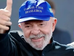 Lula vira o jogo: aprovação do governo chega a 50% e supera desaprovação, aponta Ipespe