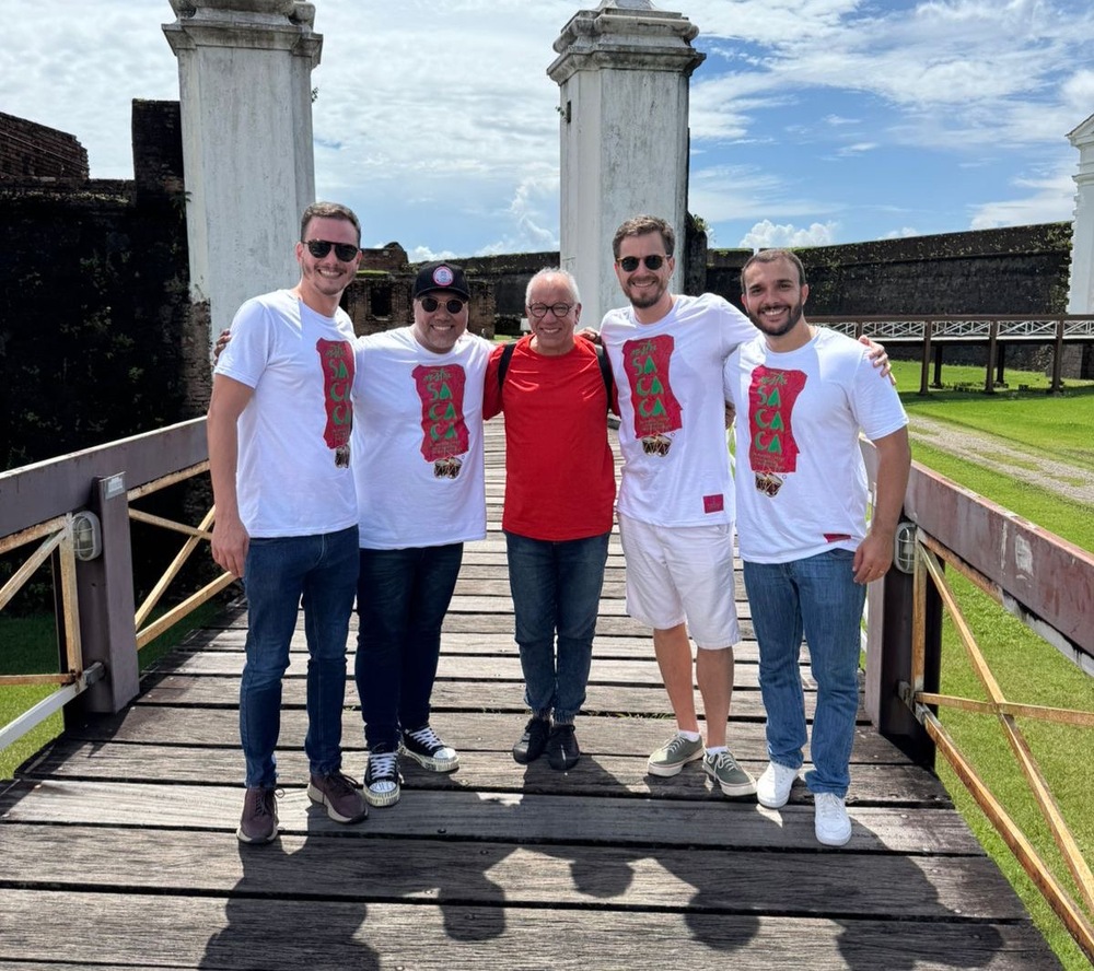 Mangueira pode ter um dos maiores poetas do país como compositor no próximo Carnava