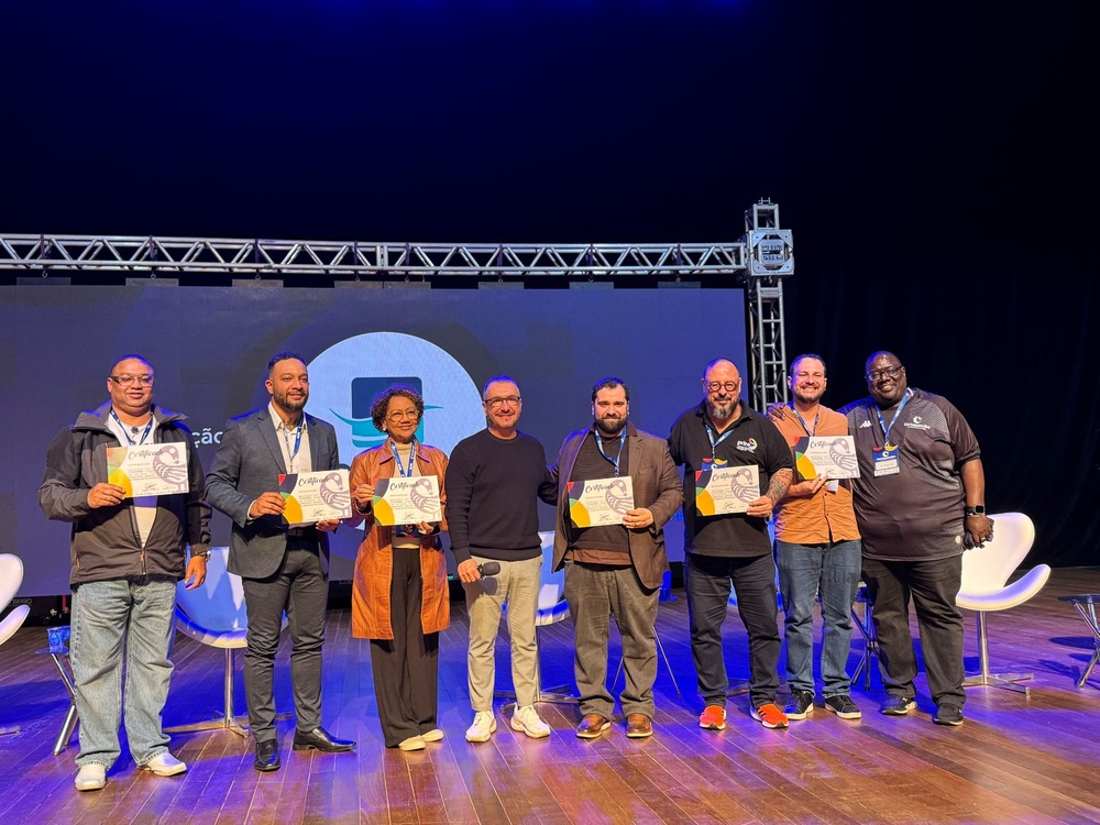 Marcos Jesus, o Marcão das Tintas, participa de  palestra sobre economia criativa no CONASAMBA 2025