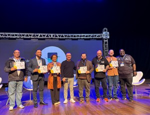 Marcos Jesus, o Marcão das Tintas, participa de  palestra sobre economia criativa no CONASAMBA 2025