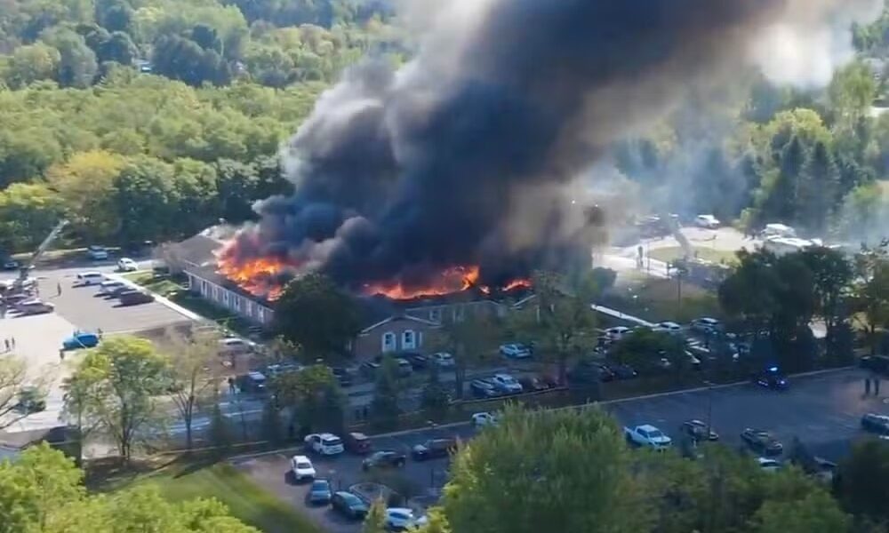 Tiroteio em igreja em Michigan deixa mortos, feridos e incêndio