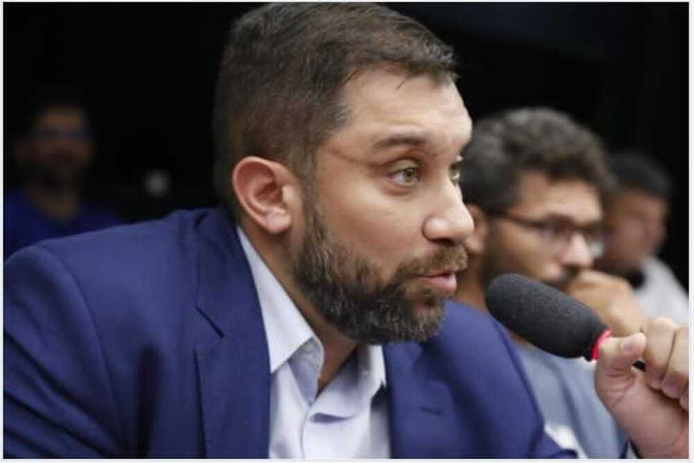 Denúncias de Vitor Duque revelam irregularidades na abertura de capital da Cedae