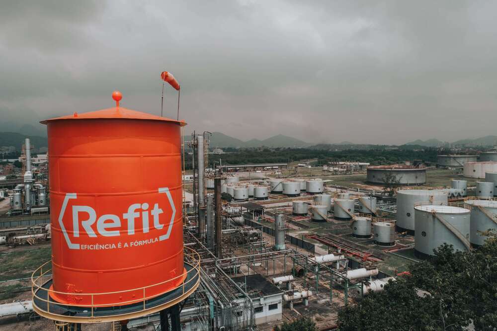 ANP interdita refinaria Refit no Rio por ausência de provas de refino real