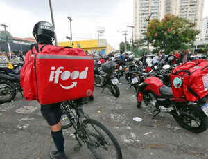 Rio aprova decreto que impede obrigatoriedade de entregadores entrarem em condomínios