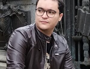 Aranha Movediça: o horror brasileiro entre lendas do sertão e a cena punk dos anos 80