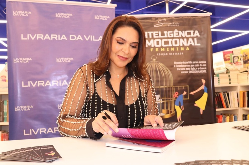 Lançamento da segunda edição de “Inteligência Emocional Feminina”, de Simone Salgado, movimenta São Paulo