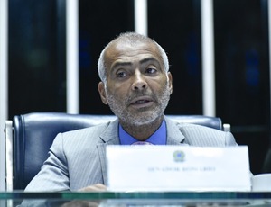 Bens de Romário vão a leilão para tentar pagar dívida milionária