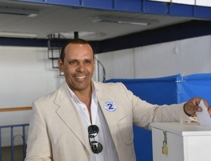 Daniel de Souza, filho de Falcon, ex-presidente da Portela, morre em acidente de trânsito