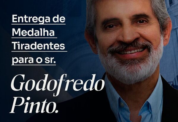 Deputada Verônica Lima entrega medalha a defensor da educação e cultura de Niterói Ex-prefeito Godofredo