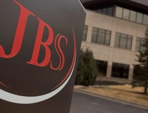 JBS deve pagar R$ 200 mil à família de motorista que morreu de covid
