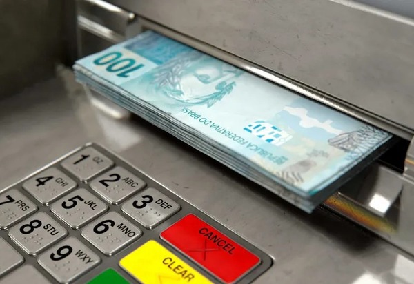 Mais de 48 milhões de brasileiros podem sacar R$ 10,4 bi esquecidos em bancos