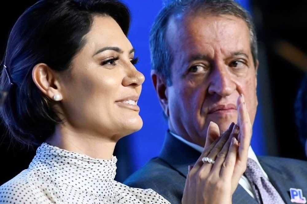 Michelle Bolsonaro vence Lula em cenário de 2º turno, aponta pesquisa Gerp