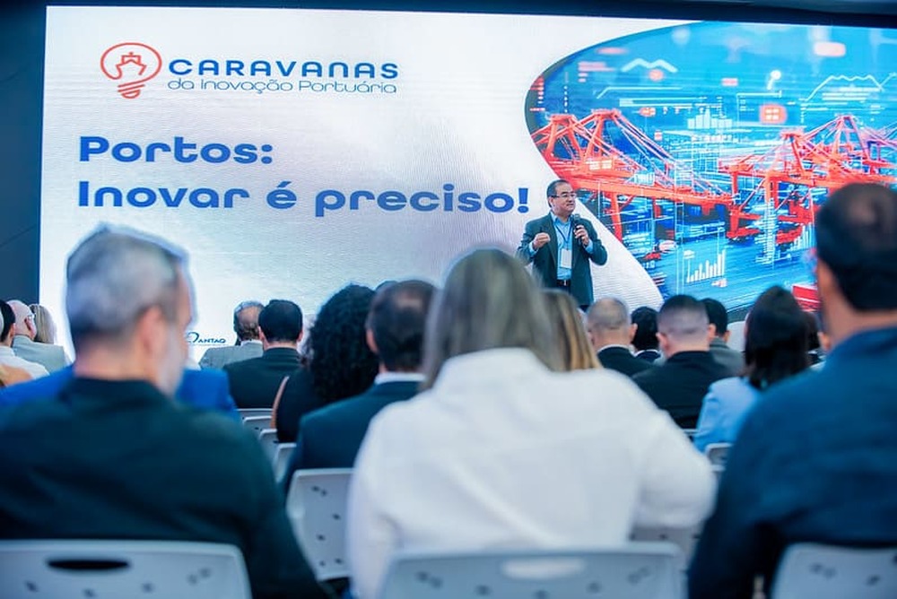 Rio de Janeiro se torna a capital da inovação portuária com aliança do Fórum COMEXLOG RJ 2025 e Ministério de Portos e Aeroportos