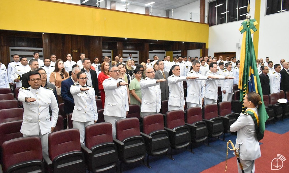 Ainda dá tempo: inscrições para Oficiais Superiores Temporários da Marinha vão até segunda (20)