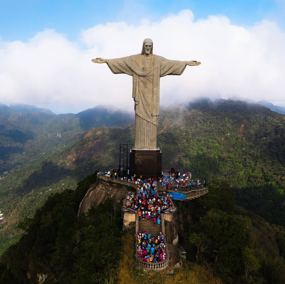 Meia Maratona do Cristo inspira corredor carioca a visitar o monumento pela primeira vez