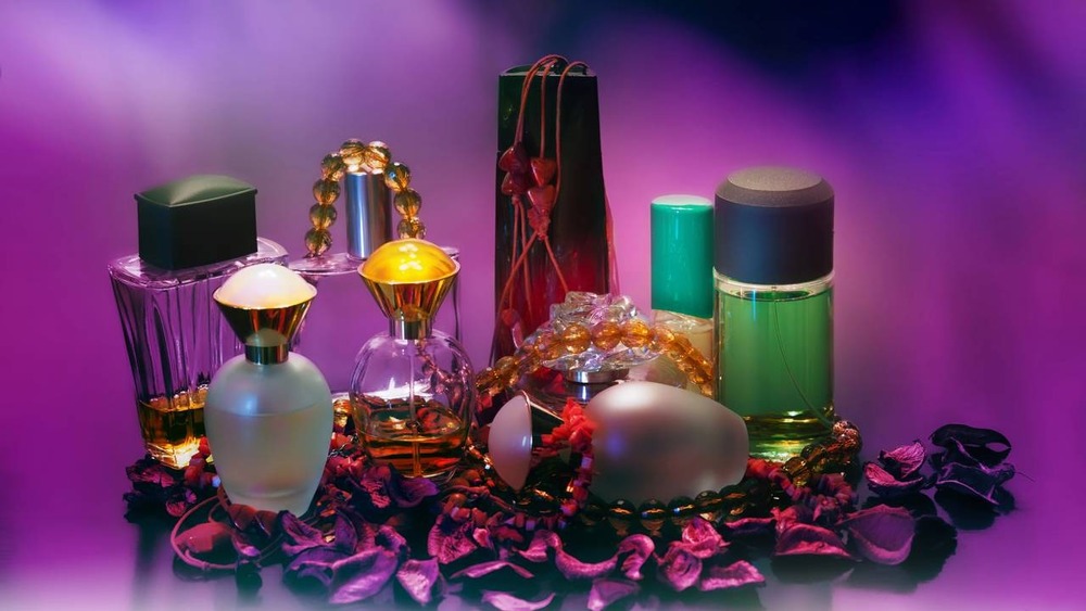 Os perfumes femininos mais elogiados de 2025 para você se apaixonar