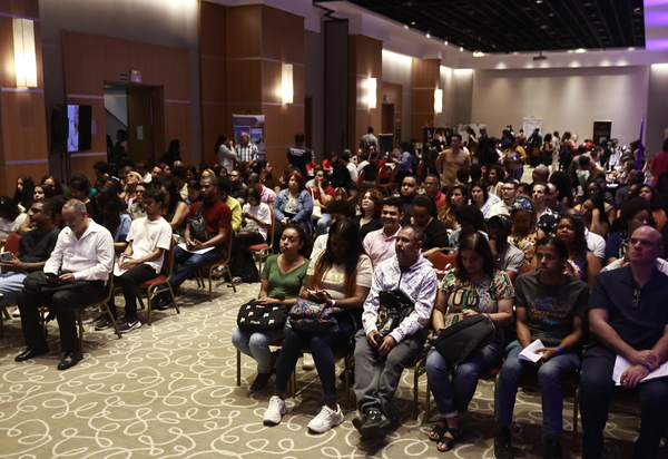 'Trabalha Rio Hotéis': segunda edição da feira de empregos será realizada no dia 28/10, em Copacabana 