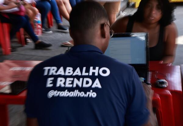 Rio está com 1.836 vagas de emprego abertas