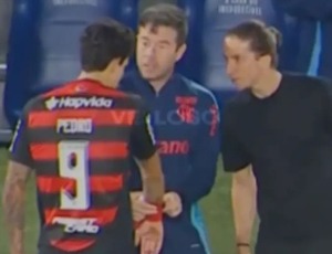 Dublador revela conversa entre Pedro e médico do Flamengo: ‘Não parece’