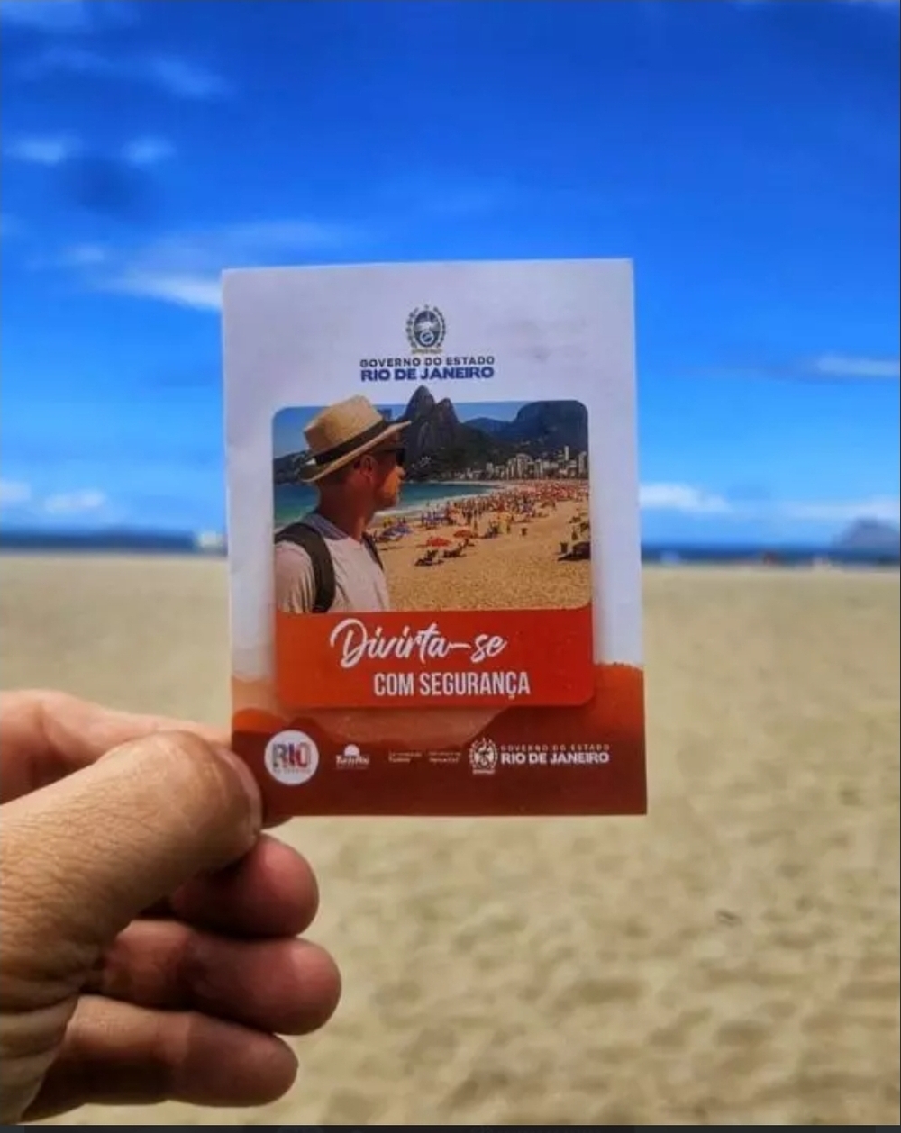 Cartilha para turistas ajuda visitantes a curtir o Rio em segurança