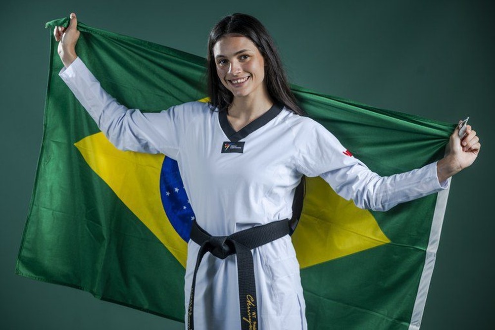 Maria Clara Pacheco, do time Bolsa Atleta, é campeã mundial de taekwondo