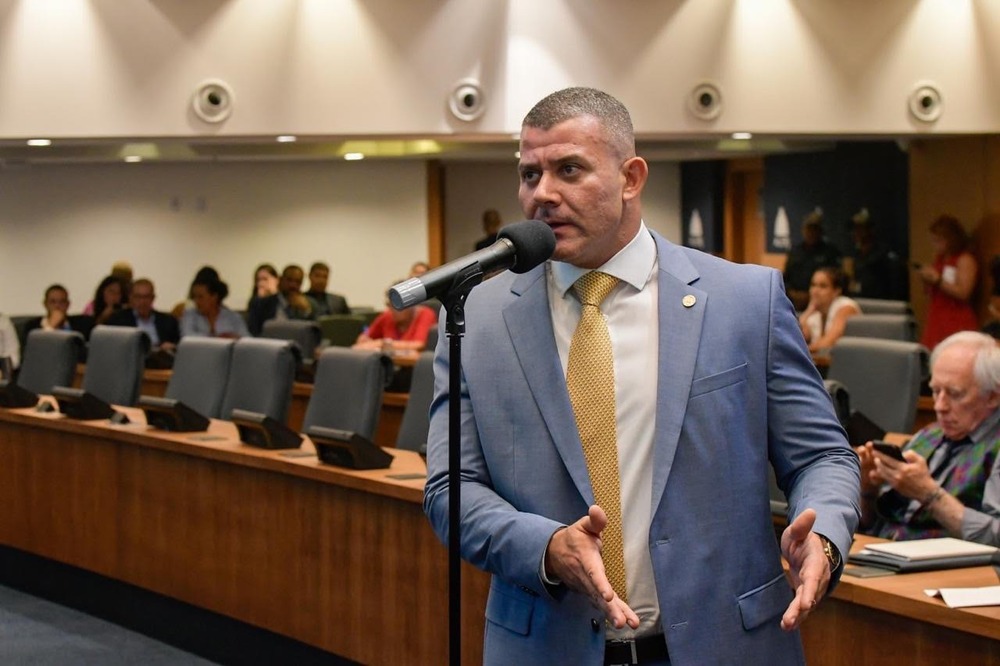 Tropa de choque do PL na Alerj repudia possibilidade de apoio a Eduardo Paes na disputa ao governo estadual