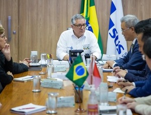 Brasil e China ampliam cooperação em saúde com foco em hospitais inteligentes