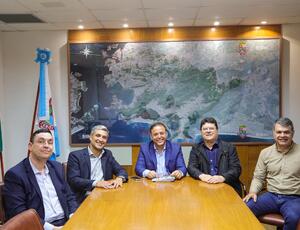 Prefeito de Niterói anuncia parceria com a Unilasalle e o Instituto Abel