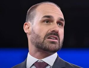 Eduardo Bolsonaro, por não alcançar o mínimo de dois terços de presença exigido pela Constituição, perderá o mandato