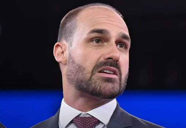 Eduardo Bolsonaro, por não alcançar o mínimo de dois terços de presença exigido pela Constituição, perderá o mandato