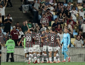 Fluminense vence o Ceará com tranquilidade no Maracanã