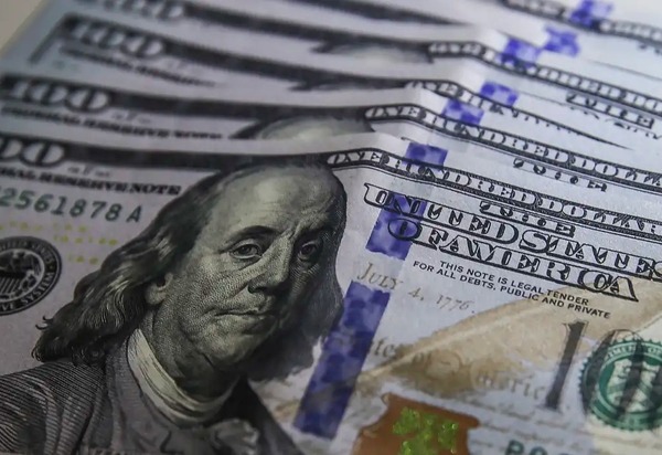 Bolsa sobe pela sétima vez seguida e volta a bater recorde