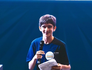 Desafio de criação de games inspira estudante de 15 anos a escrever seu primeiro livro