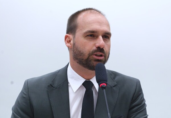 Eduardo Bolsonaro será julgado pela 1ª Turma do STF entre 14 e 25 de novembro