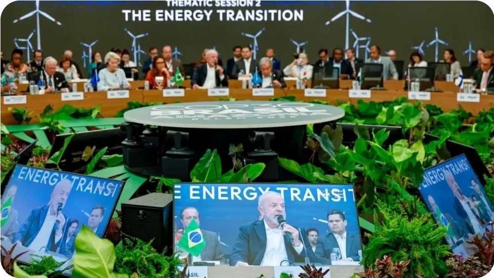  Lula diz que Acordo de Paris está longe da meta e faz apelo a líderes