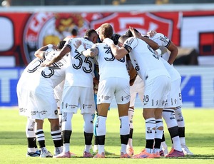 Botafogo empata com o Vitória com gol perdido inacreditável de Barboza
