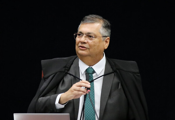 ONGs serão investigadas por Dino em desvios de emendas parlamentares