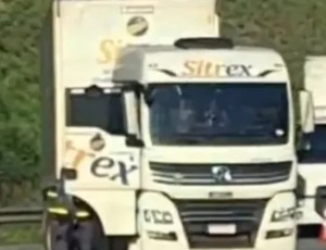 Motorista é resgatado após 4 horas no Rodoanel, e PM afirma que explosivo era falso