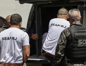 Líderes do Comando Vermelho são transferidos para presídios federais